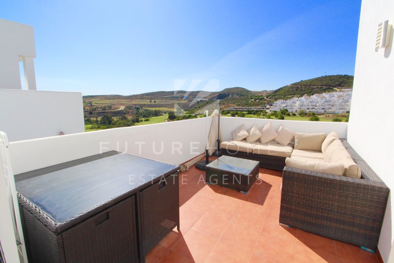 http://www.futurehomesspain.com/en-286-00334P_apartment-valle+romano-estepona.html