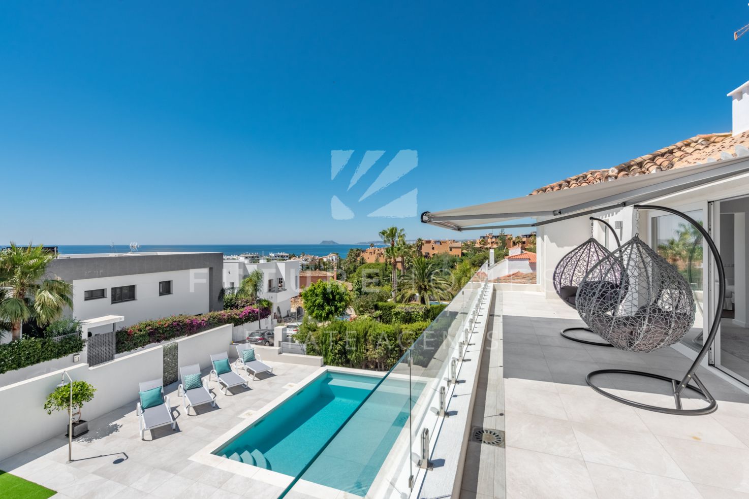 http://www.futurehomesspain.com/en-286-00350P_villa-seghers-estepona.html
