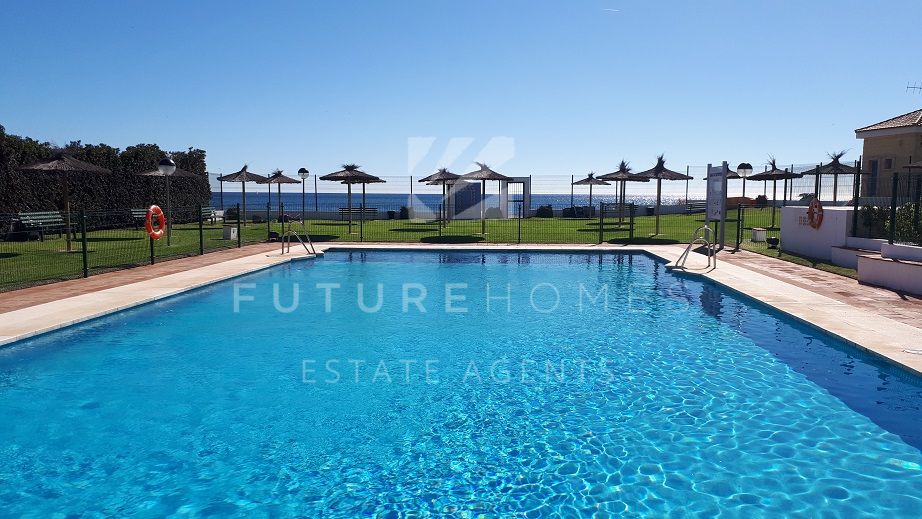 http://www.futurehomesspain.com/es-286-00347P_apartamento-estepona+playa-estepona.html