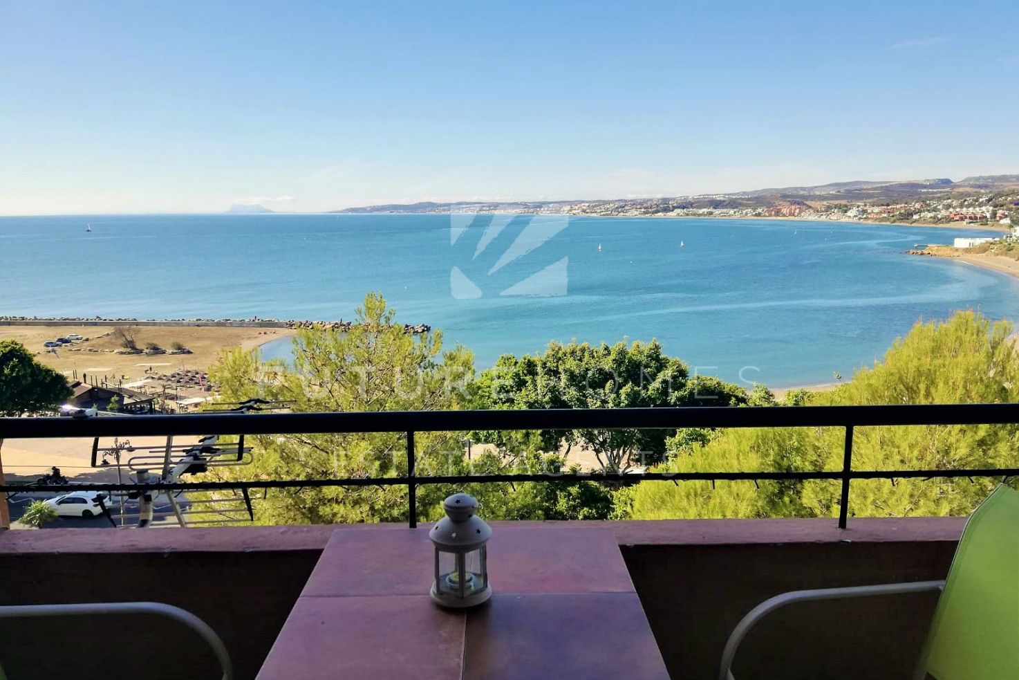 http://www.futurehomesspain.com/en-286-00375P_apartment-estepona.html