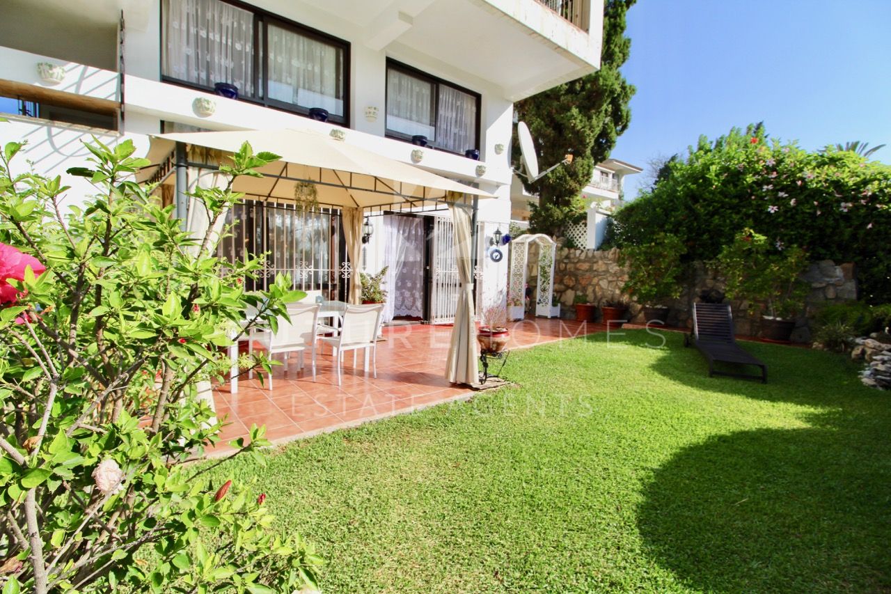 http://www.futurehomesspain.com/en-286-00257P_ground+floor+duplex-bahia+dorada-estepona.html