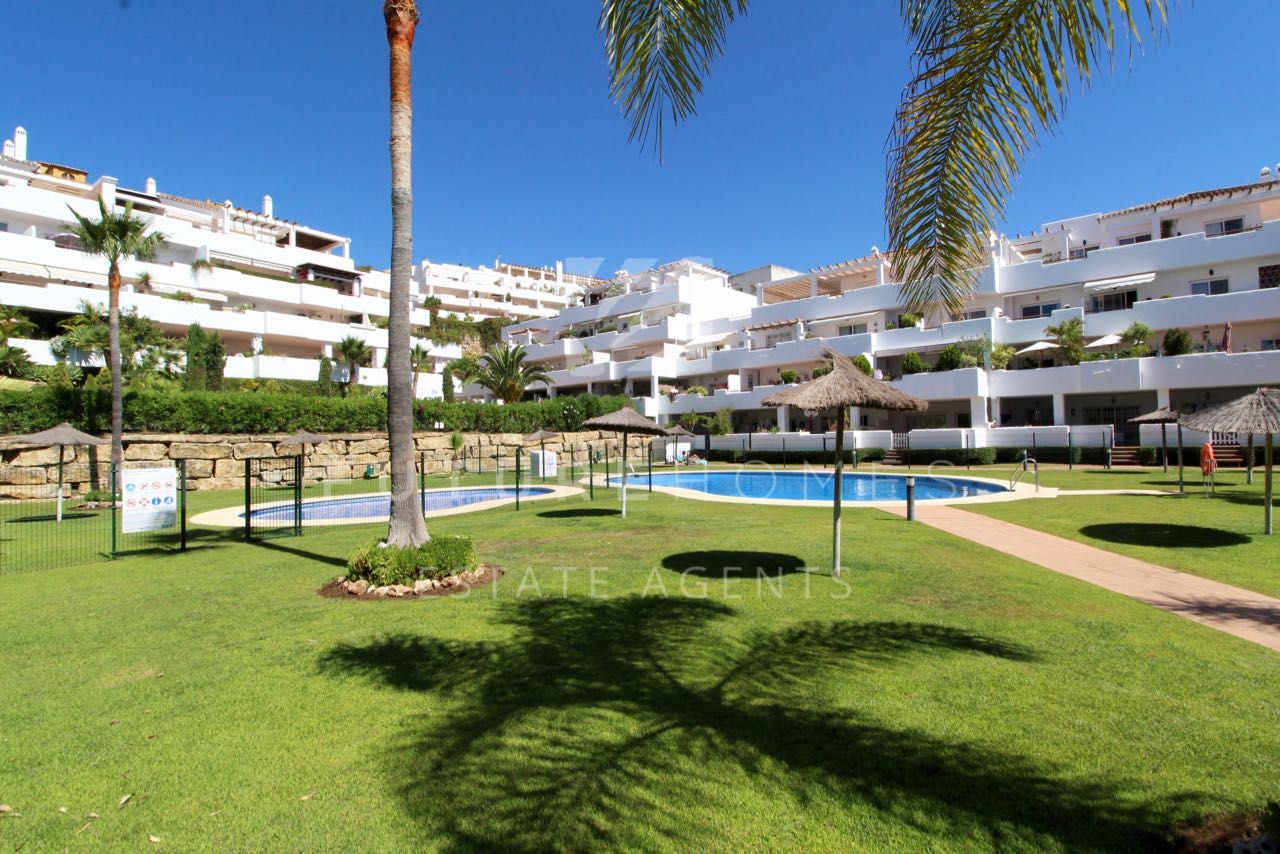 http://www.futurehomesspain.com/es-286-00239P_apartamento-estepona.html