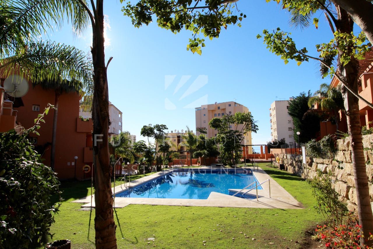 http://www.futurehomesspain.com/en-286-00274P_apartment-estepona+puerto-estepona.html