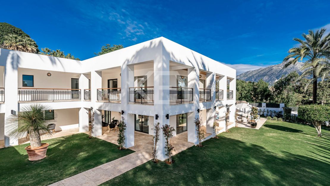Villa Breathe: contemporary Villa for short-term rental in Las Brisas Golf, Nueva Andalucia