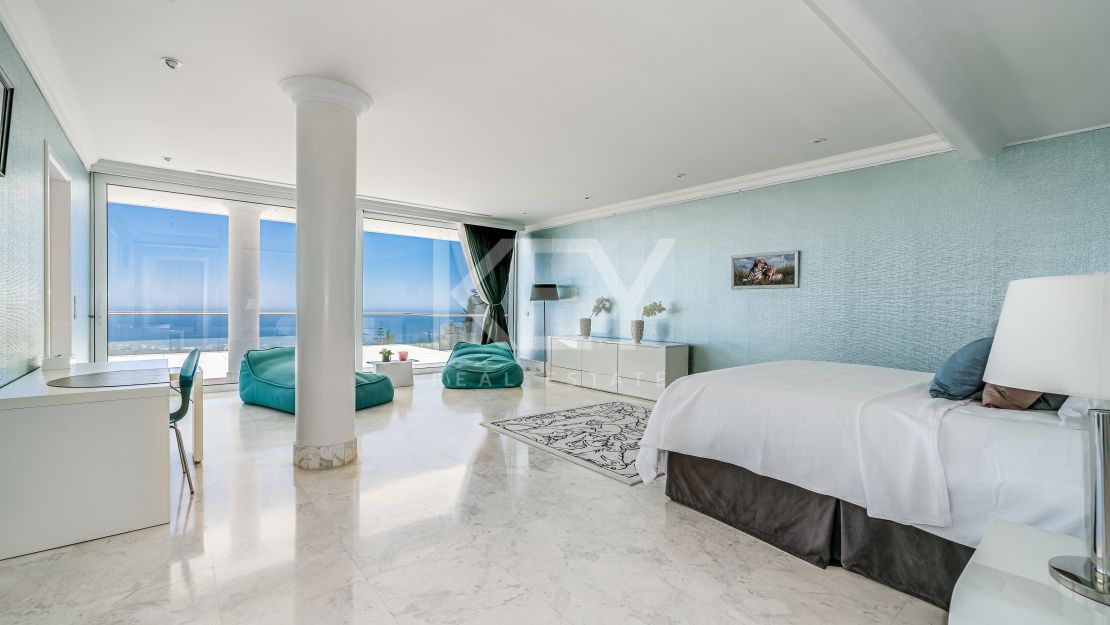 Villa Belair: a majestic Villa with panoramic sea views in Golden Mile, Marbella
