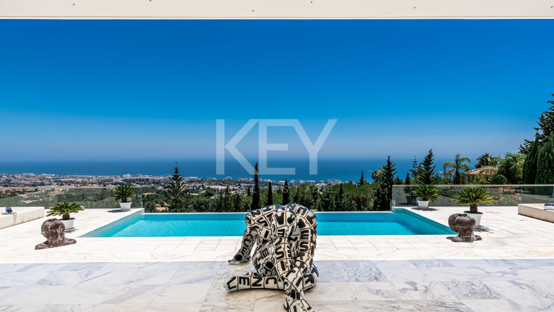 Villa Belair: a majestic Villa with panoramic sea views in Golden Mile, Marbella