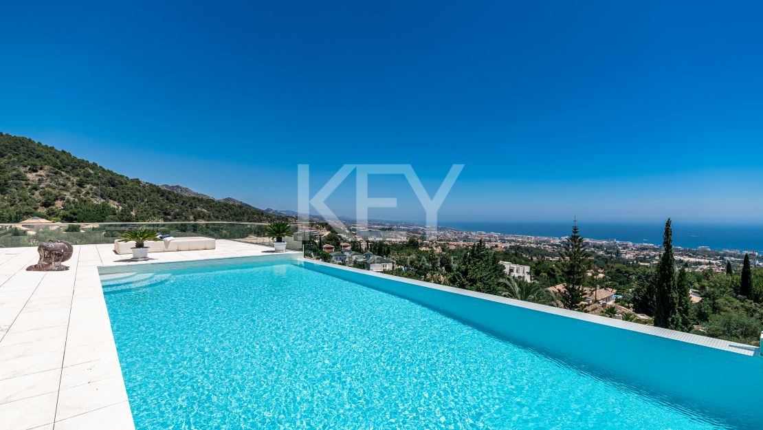 Villa Belair: a majestic Villa with panoramic sea views in Golden Mile, Marbella