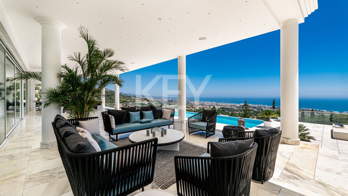Villa Belair: a majestic Villa with panoramic sea views in Golden Mile, Marbella