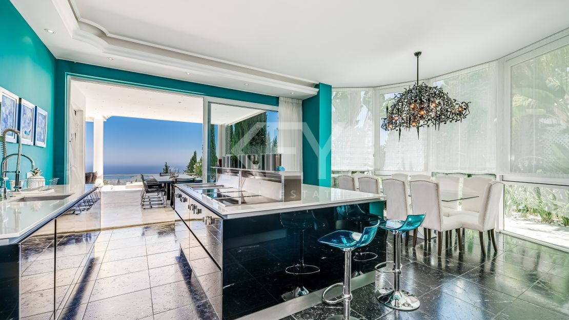 Villa Belair: a majestic Villa with panoramic sea views in Golden Mile, Marbella