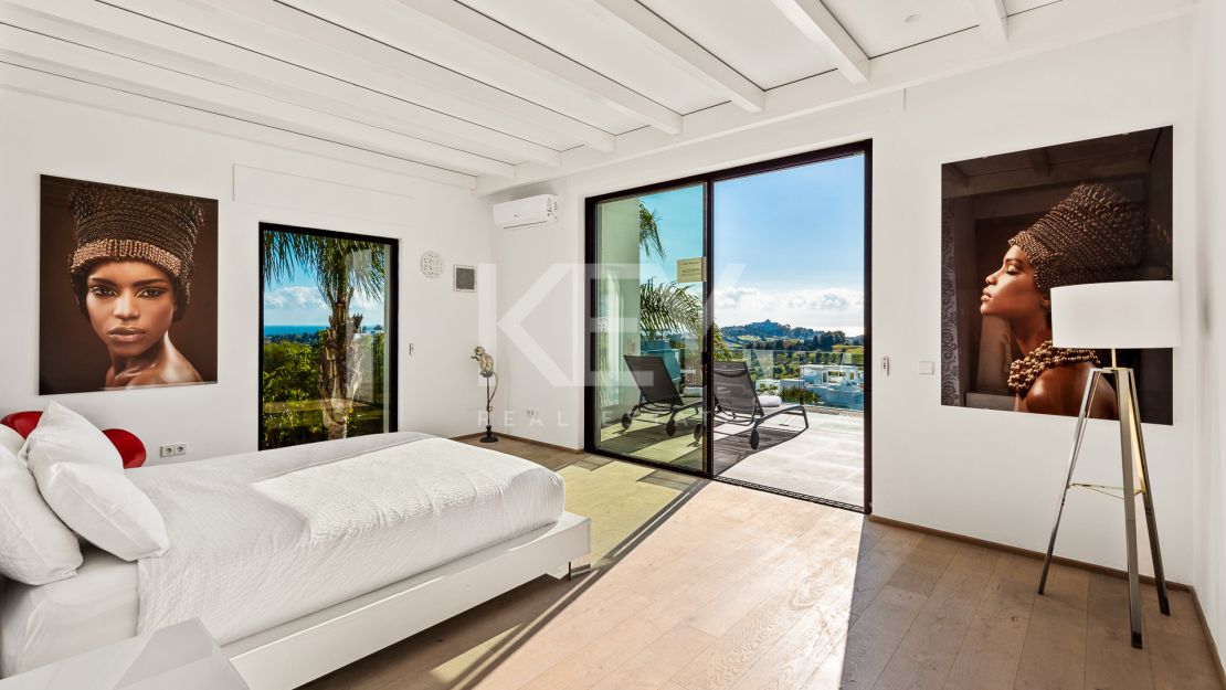 Luxury and modern villa for short rent in La Alqueria, Benahavis