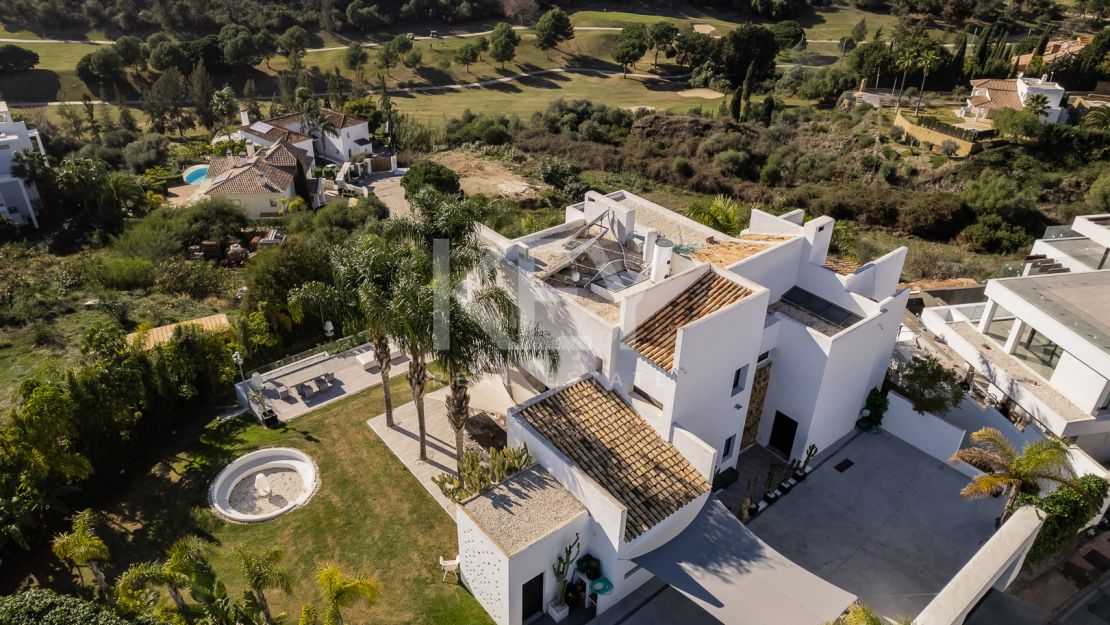 Luxury and modern villa for short rent in La Alqueria, Benahavis