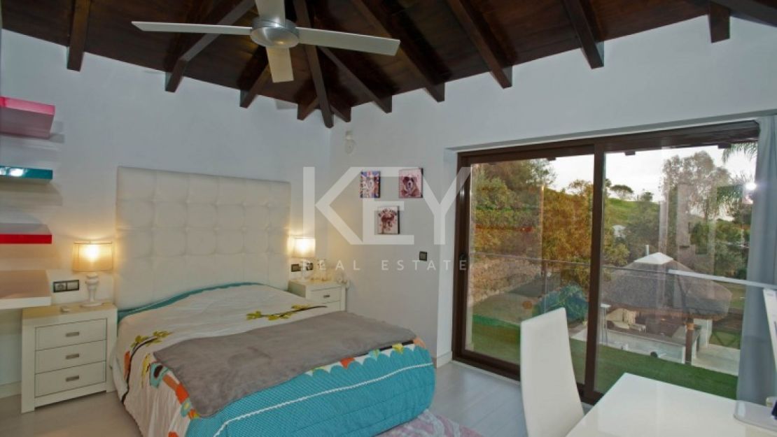Villa Twilight: Modern and Spacious Villa for Holiday Rentals in Nueva Andalucia, Marbella