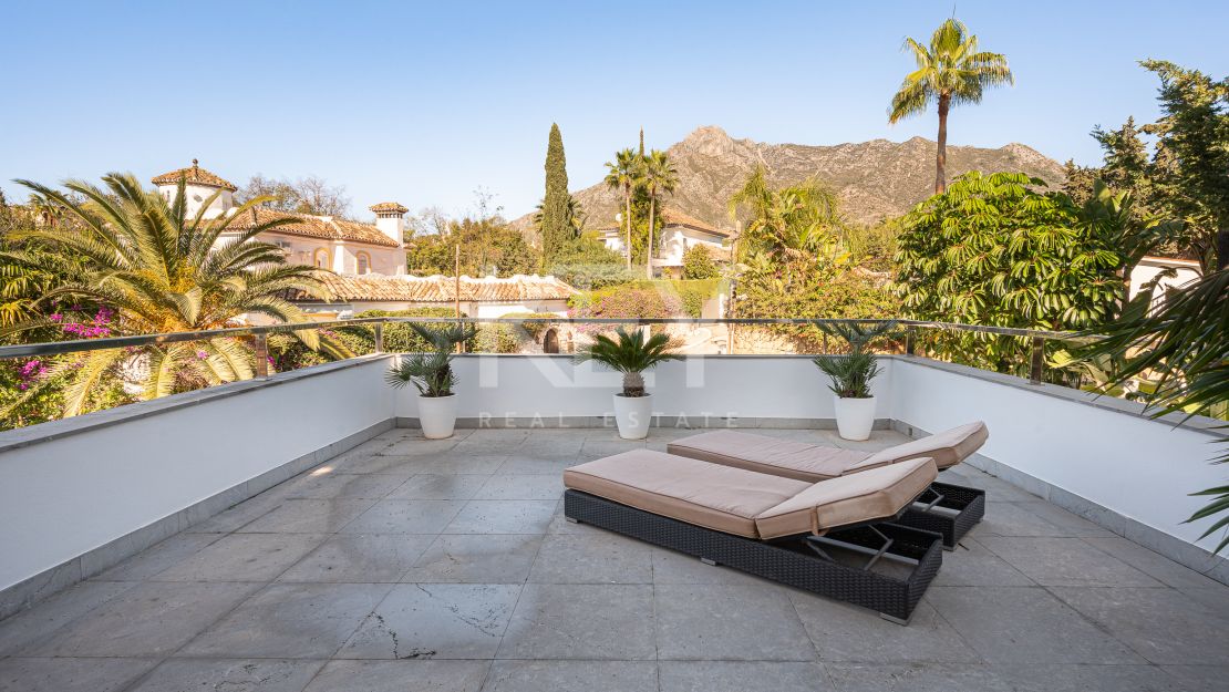 Villa The Mile: Modern Villa for sale and rent in Golden Mile, Marbella