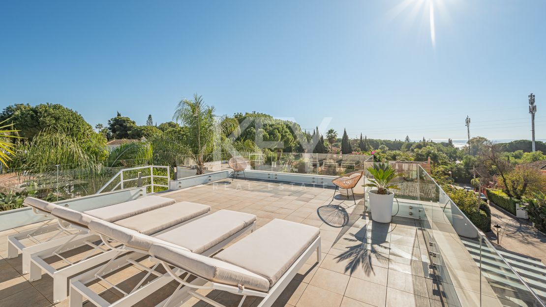 Villa The Mile: Modern Villa for sale and rent in Golden Mile, Marbella