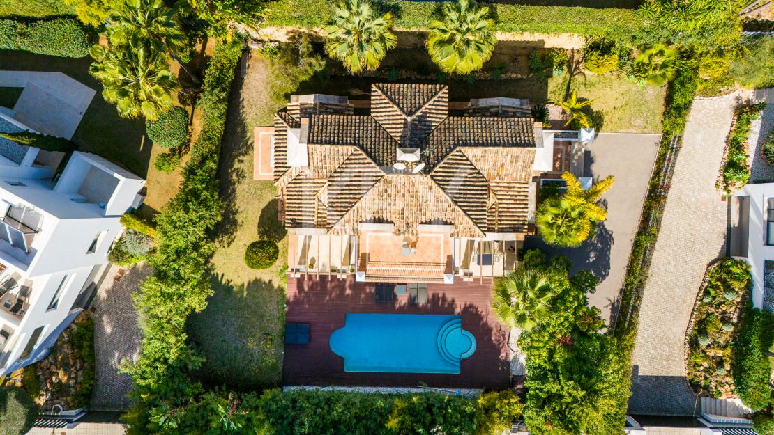 Modern villa in Altos de Puente Romano, Golden Mile