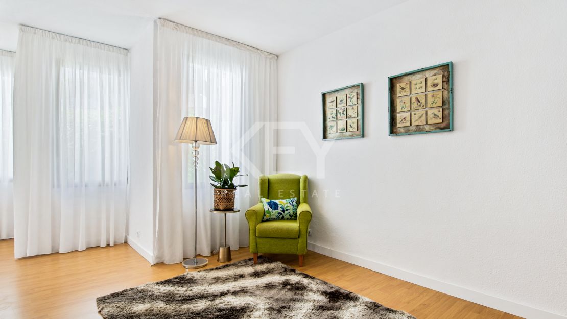 Luxurious and family-friendly villa for short-term rent in Puerto Banus, Marbella