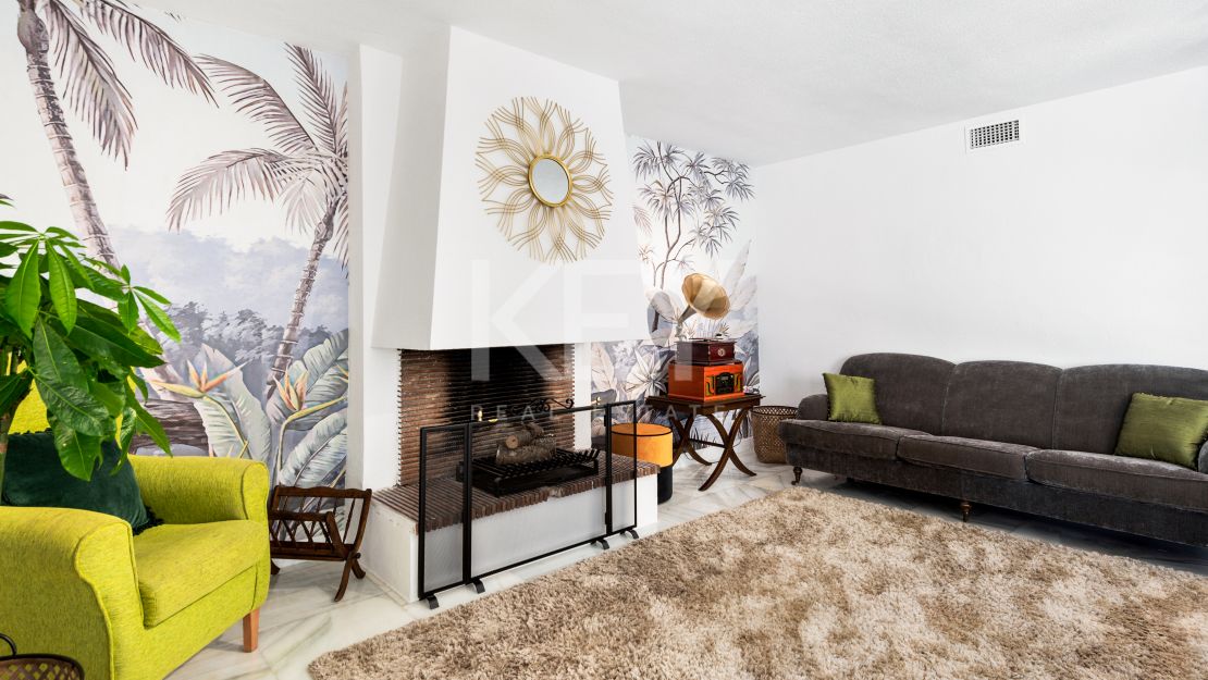 Luxurious and family-friendly villa for short-term rent in Puerto Banus, Marbella