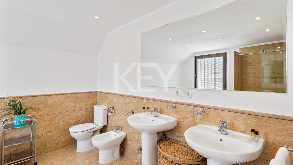 Charming beachside villa for holiday rentals in Puerto Banus, Marbella