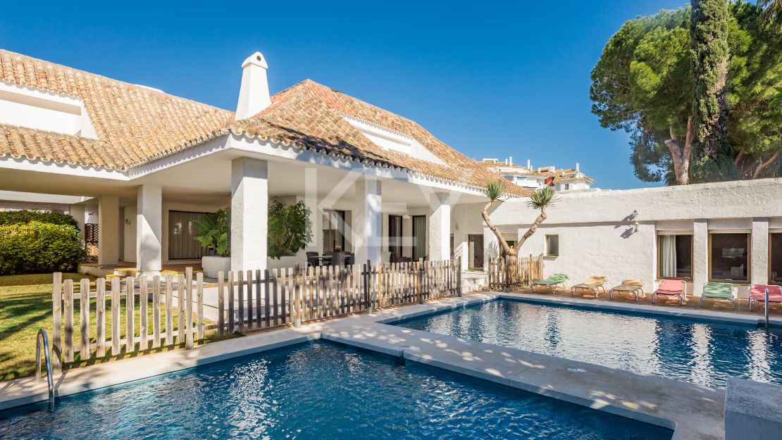 Villa Malini: Classic Villa in Marbella-Puerto Banus for Short-Term Rent