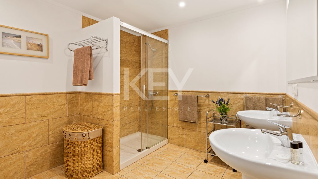 Villa Malini: Classic Villa in Marbella-Puerto Banus for Short-Term Rent