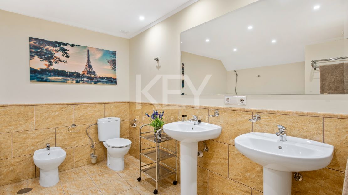 Villa Malini: Classic Villa in Marbella-Puerto Banus for Short-Term Rent