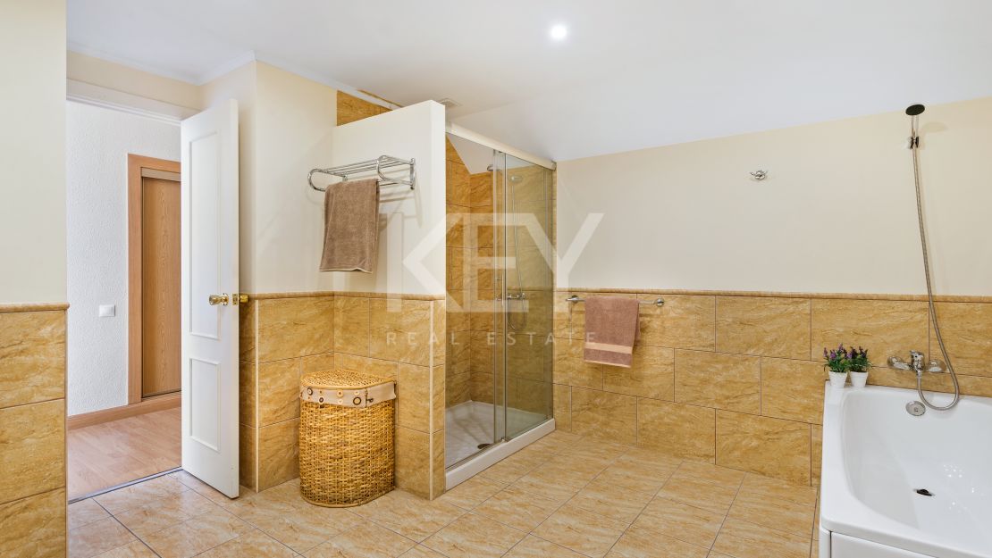 Villa Malini: Classic Villa in Marbella-Puerto Banus for Short-Term Rent