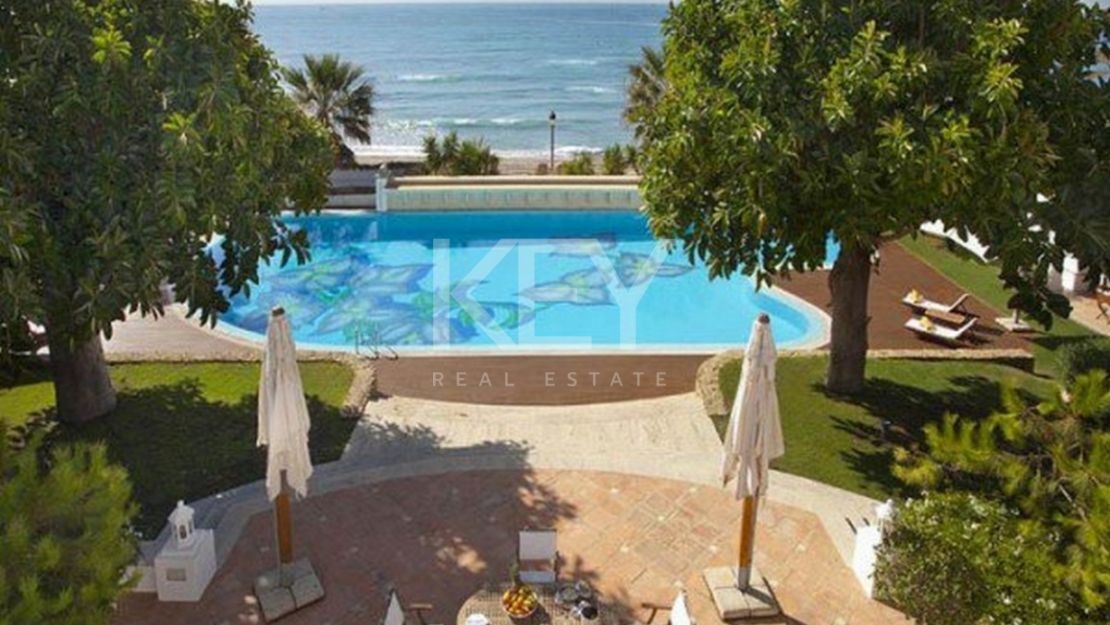 Villa Opulence: beachfront grandeur short-term rental on Marbella's Golden Mile