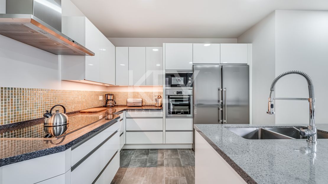 Villa The Charm: front line beach luxury for short-term rent in Guadalmina Baja, San Pedro