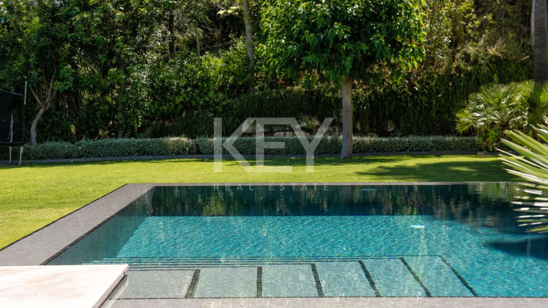 Villa Hollywood: a Luxury Villa with Sea Views in La Zagaleta, Benahavis