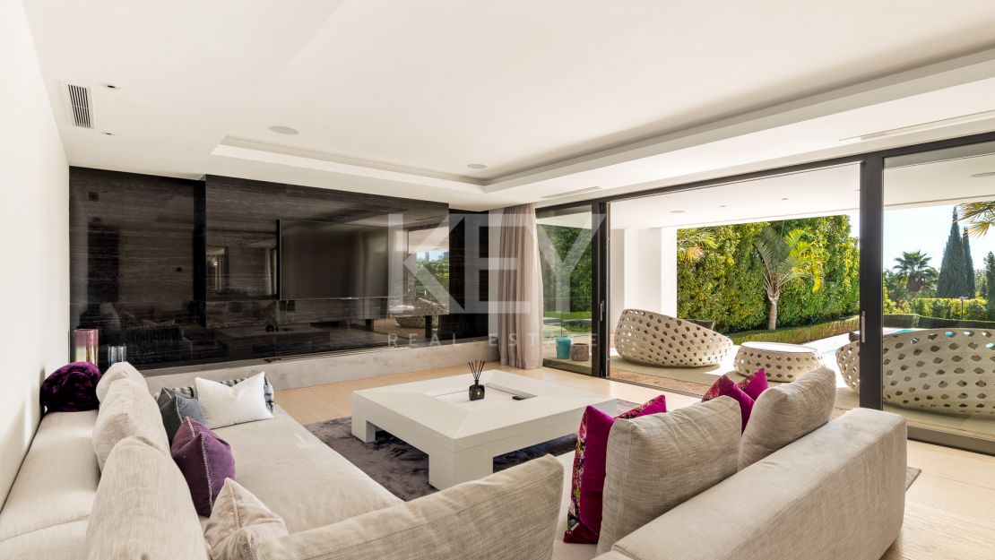 Villa Malibu: ultra modern villa in Sierra Blanca, Golden Mile