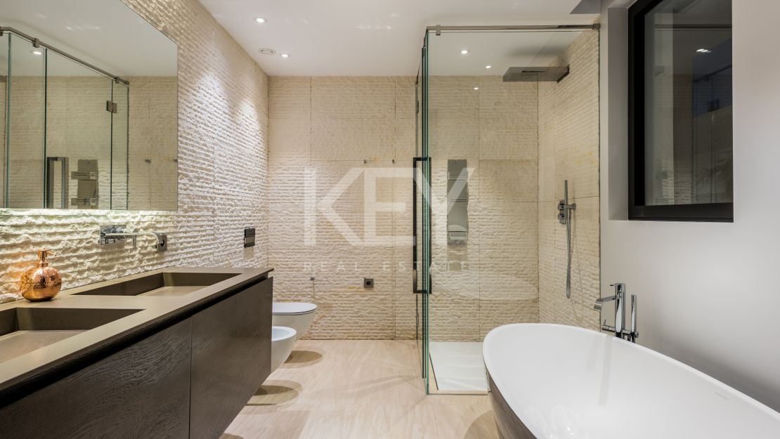 Villa Malibu: ultra modern villa in Sierra Blanca, Golden Mile