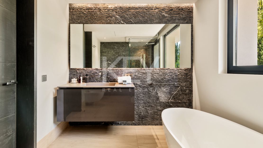 Villa Malibu: ultra modern villa in Sierra Blanca, Golden Mile