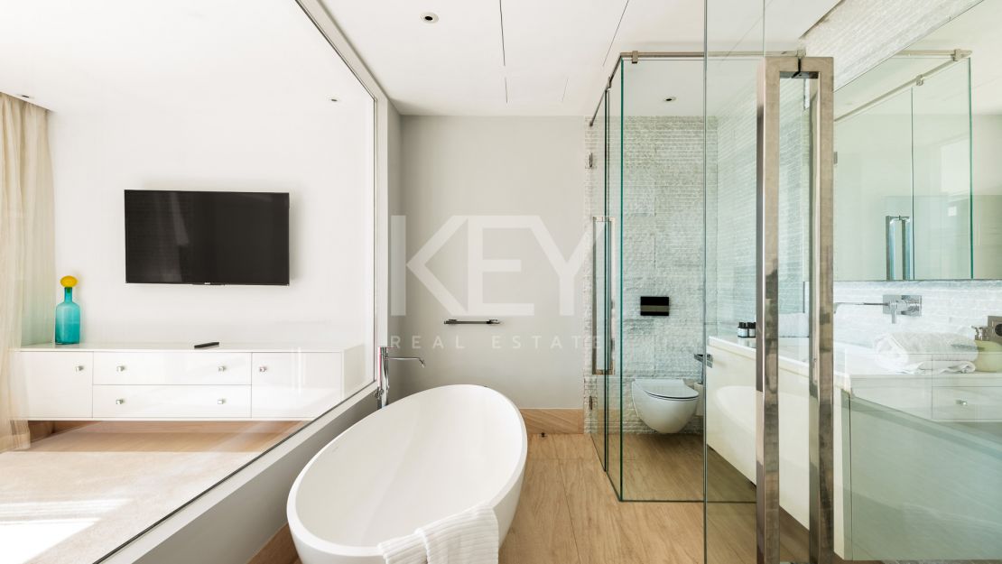 Villa Malibu: ultra modern villa in Sierra Blanca, Golden Mile