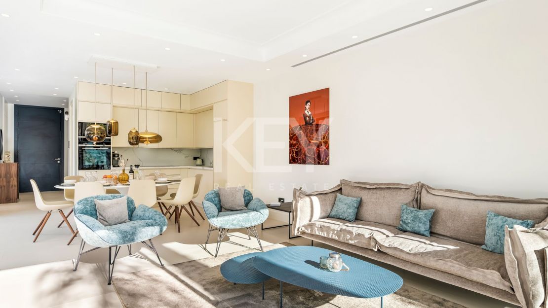 Contemporary beachside Villa with rooftop terrace, heated pool, and panoramic sea views close to Puerto Banús in Rio Verde, Marbella Golden Mile