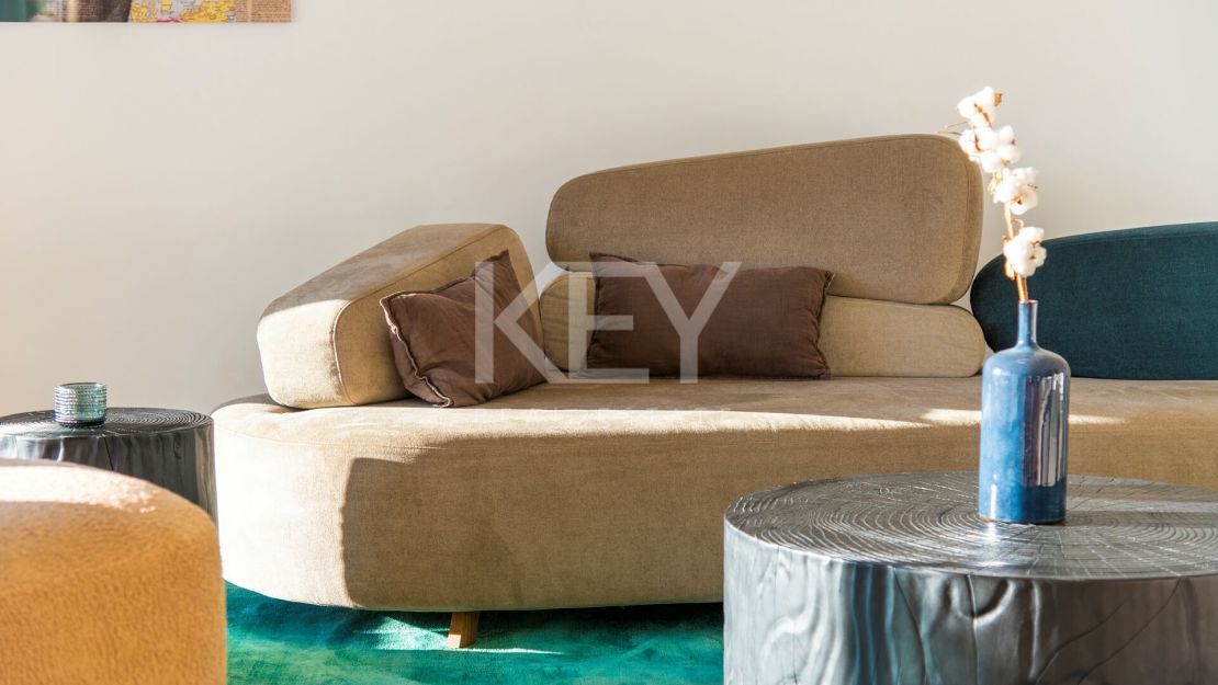 Exclusive villa with sea views and modern amenities near Puente Romano and Marbella Club on Marbella’s Golden Mile