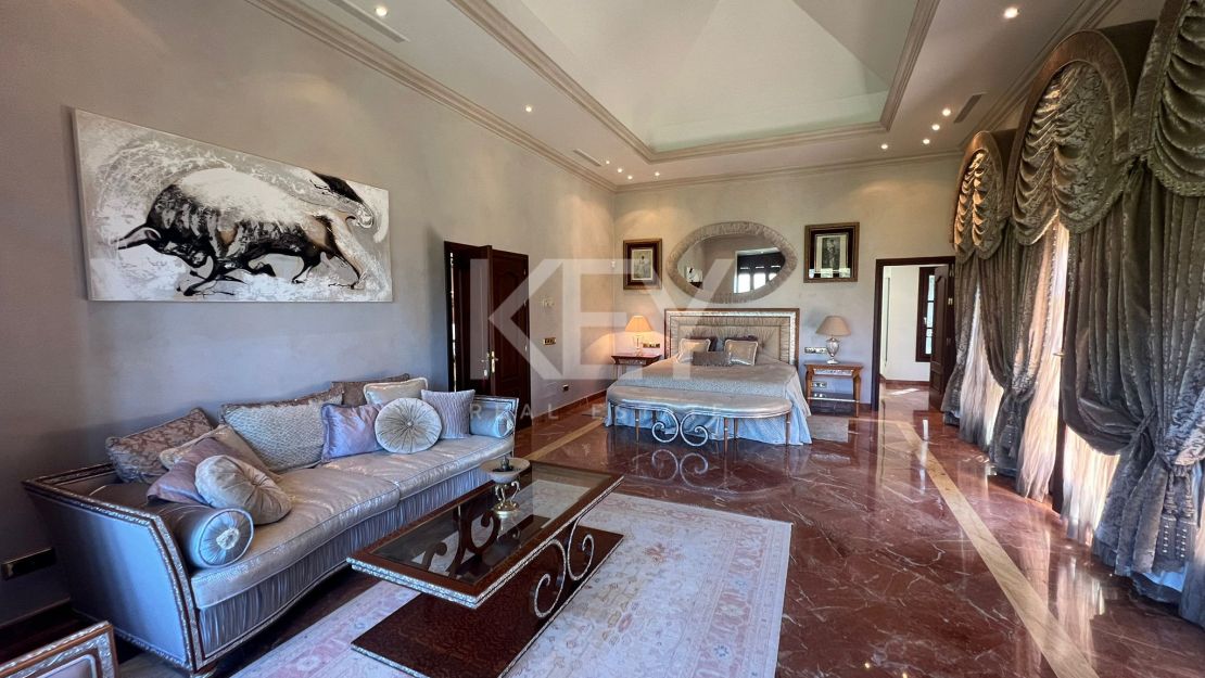 Luxury Villa with spectacular valley views and premium amenities in La Zagaleta