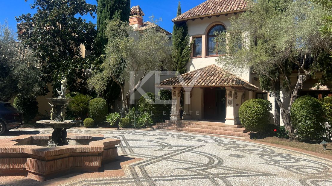 Luxury Villa with spectacular valley views and premium amenities in La Zagaleta