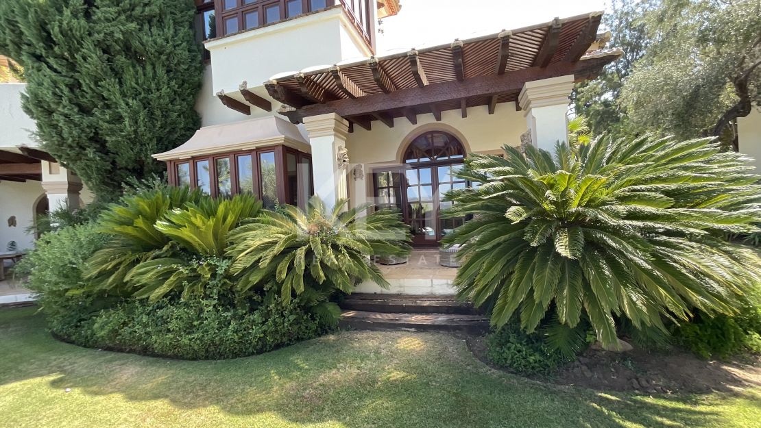 Luxury Villa with spectacular valley views and premium amenities in La Zagaleta