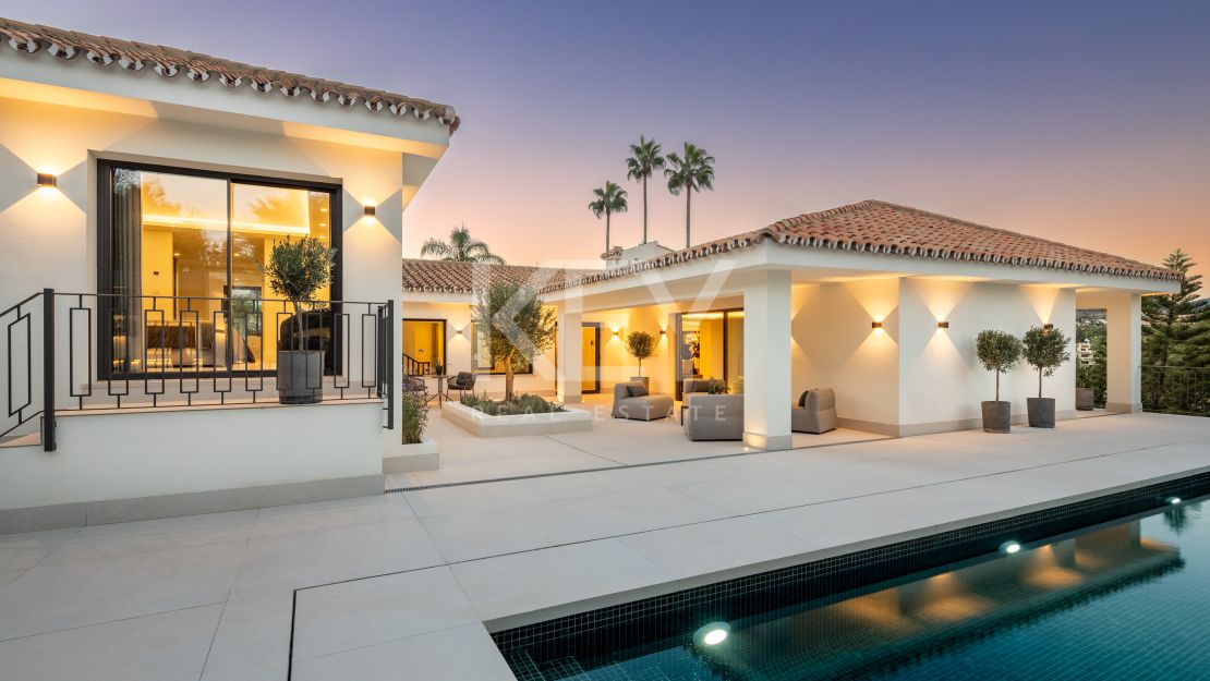Luxurious contemporary villa in Las Brisas Golf, Nueva Andalucia