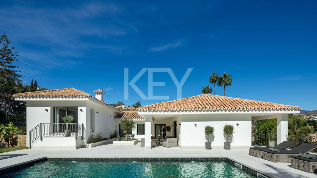 Luxurious contemporary villa in Las Brisas Golf, Nueva Andalucia