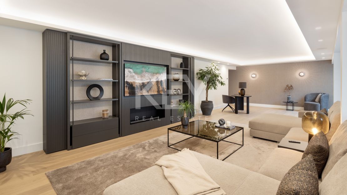 Luxurious contemporary villa in Las Brisas Golf, Nueva Andalucia