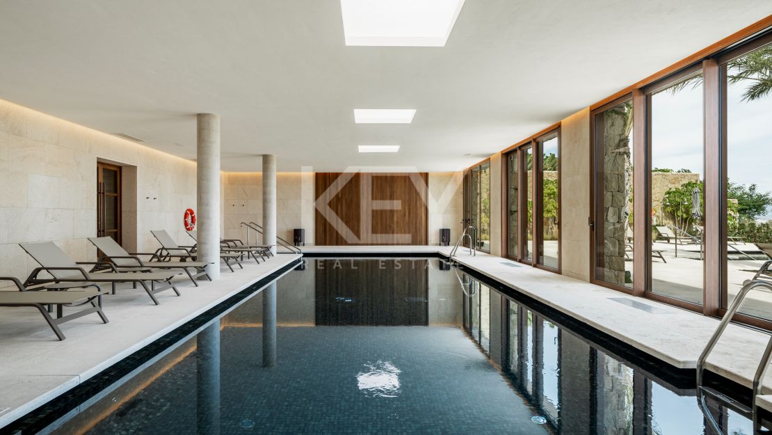 Modern 3-bedroom apartment with sea views in Casares