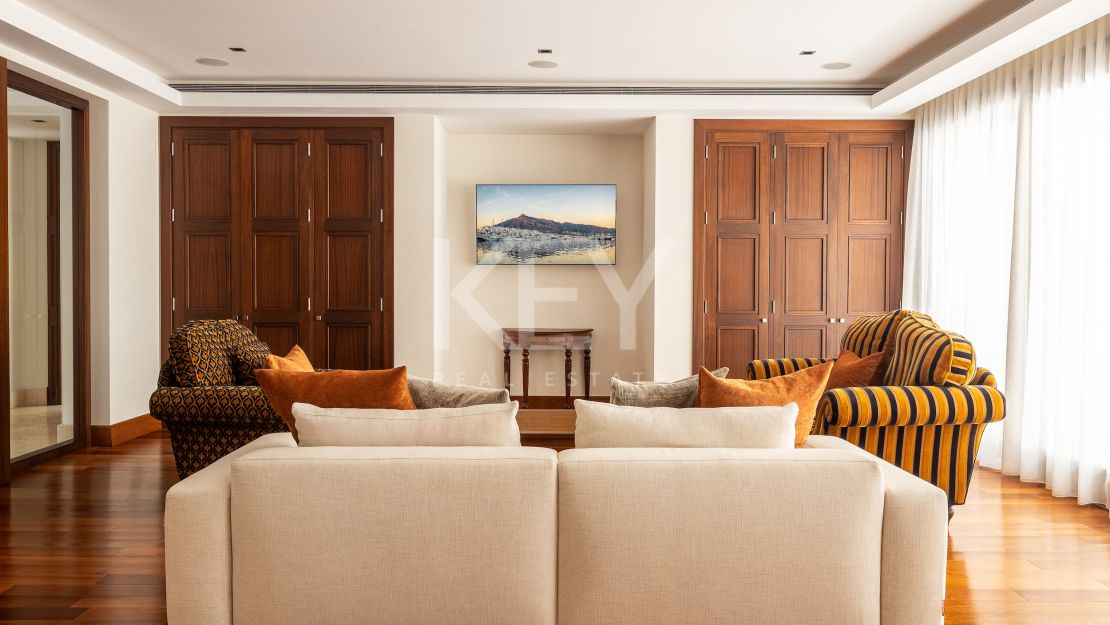 Villa La Concha: luxurious living in Cascada de Camoján, Marbella