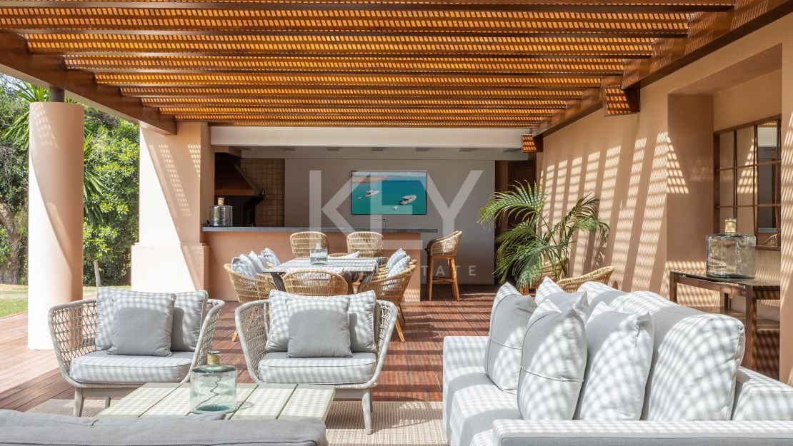 Villa La Concha: luxurious living in Cascada de Camoján, Marbella