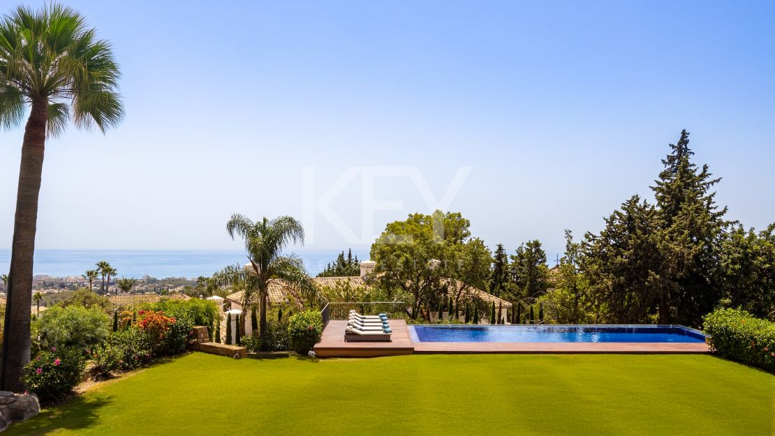 Villa La Concha: luxurious living in Cascada de Camoján, Marbella
