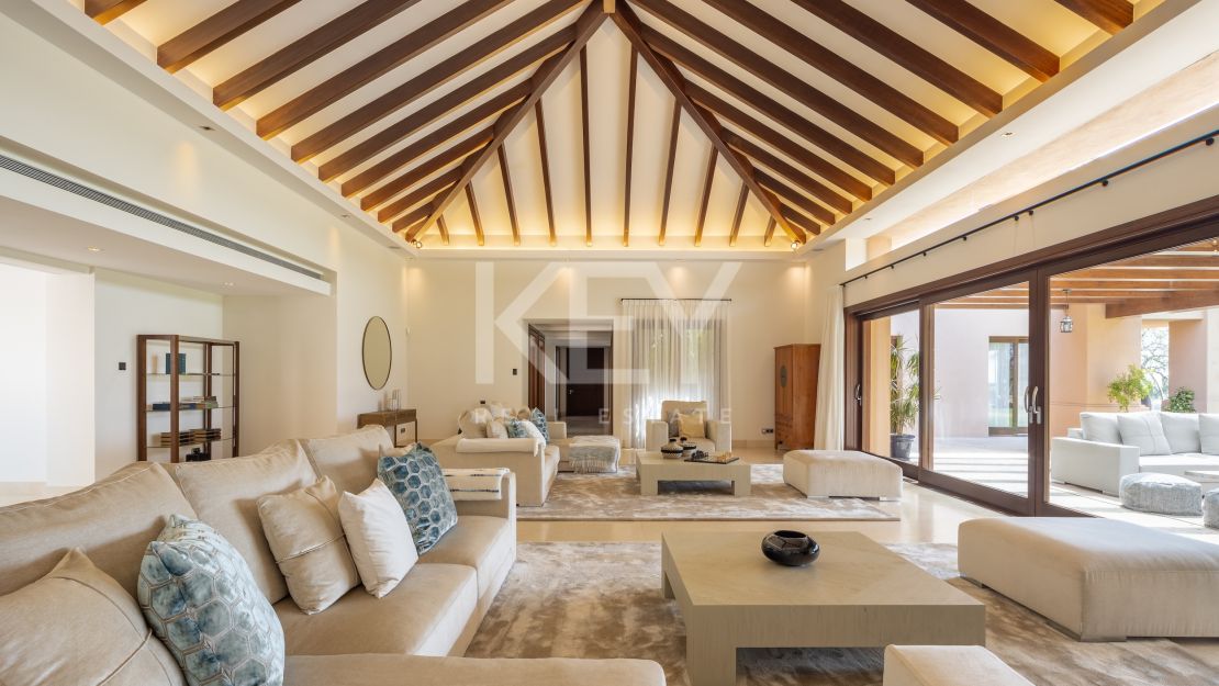 Villa La Concha: luxurious living in Cascada de Camoján, Marbella