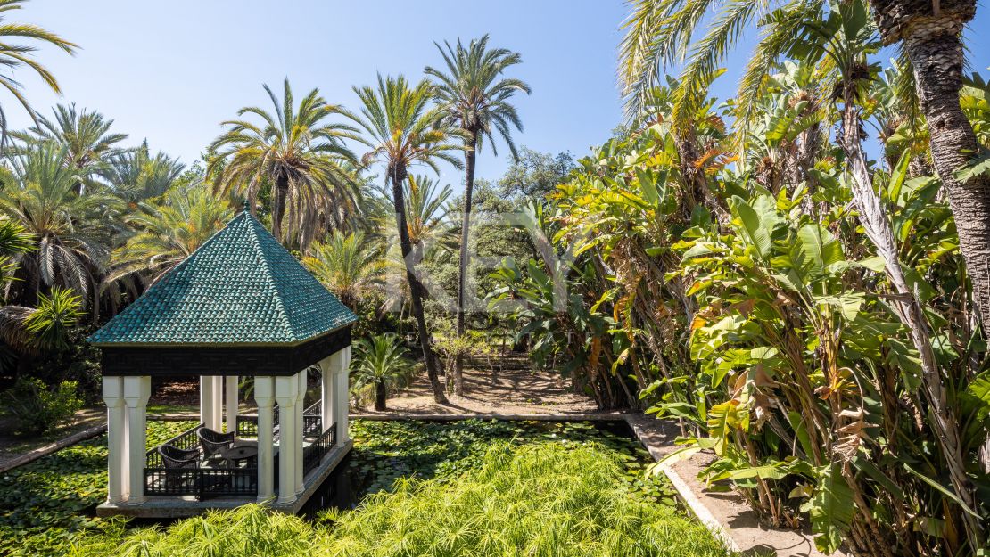 Villa El Jardín: Andalusian elegance in Sierra Blanca, Marbella