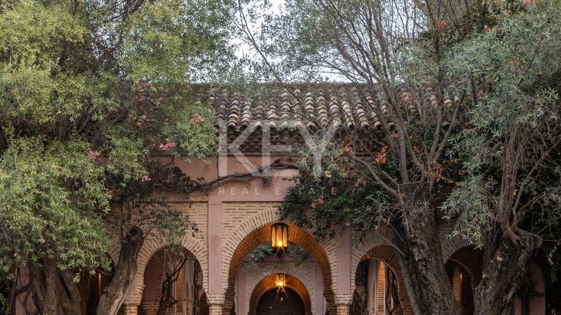 Villa El Jardín: Andalusian elegance in Sierra Blanca, Marbella