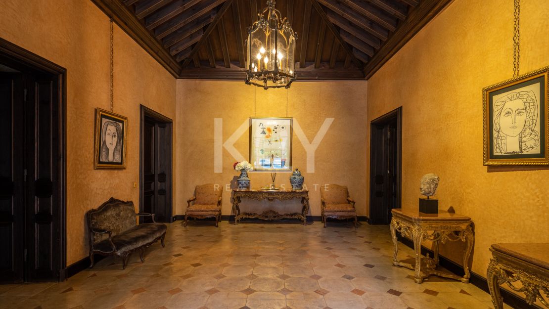 Villa El Jardín: Andalusian elegance in Sierra Blanca, Marbella