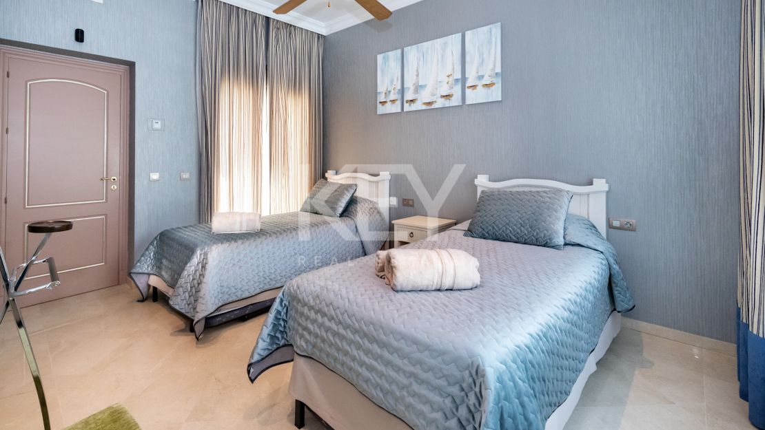 Luxury beachside Villa in Bahia de Marbella, Marbella East